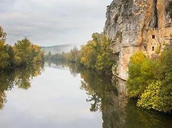 Le Refuge Du Cele 여관 3*